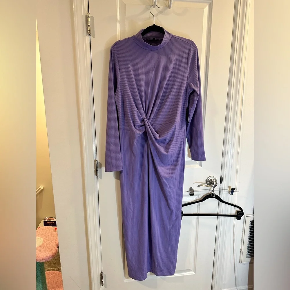 Eloquii Twist Detail Ribbed Mockneck Midi Dress in Purple Size 18/20 - Picture 6 of 12